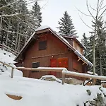 Vakantiehuis On Kobilica Off Grid Alpine Eco Retreat With Stunning Views Trail Access Only Hike&bike *