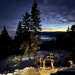 Vakantiehuis On Kobilica Off Grid Alpine Eco Retreat With Stunning Views Trail Access Only Hike&bike Tržič