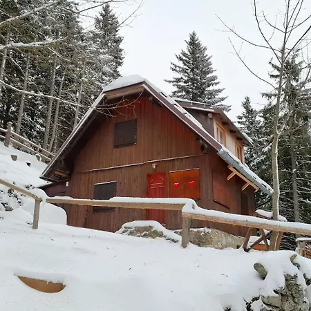 Holiday home On Kobilica Off Grid Alpine Eco Retreat With Stunning Views Trail Access Only Hike&bike *