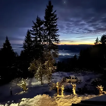 Dom wakacyjny On Kobilica Off Grid Alpine Eco Retreat With Stunning Views Trail Access Only Hike&bike Tržič