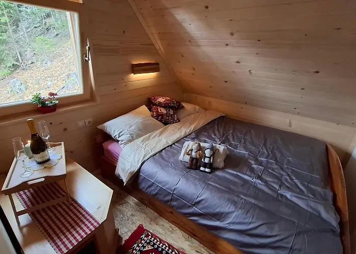 On Kobilica Off Grid Alpine Eco Retreat With Stunning Views Trail Access Only Hike&bike * Trzic